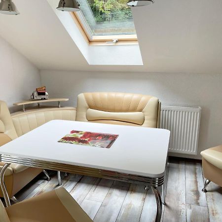 Fewo Mit Balkon Direkt Am Wald Und Wanderweg Ruhe Pur 2 Og Bad Sachsa Luaran gambar