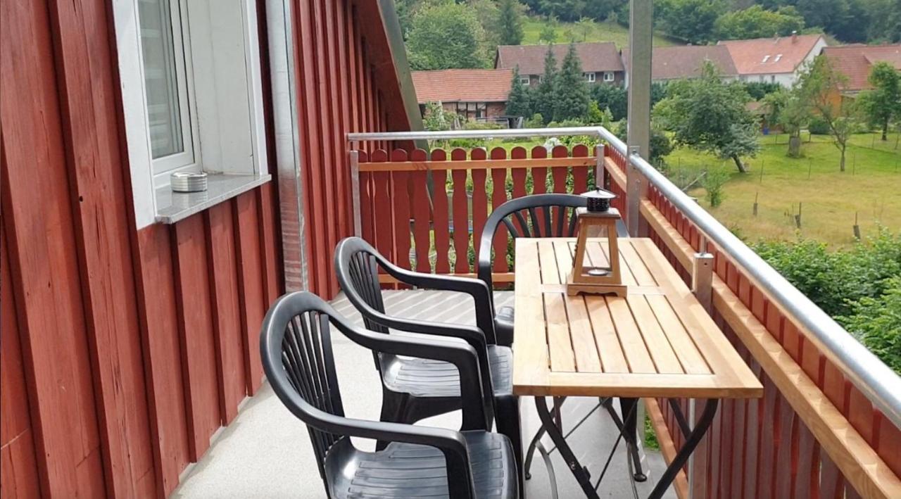 Fewo Mit Balkon Direkt Am Wald Und Wanderweg Ruhe Pur 2 Og Bad Sachsa Luaran gambar